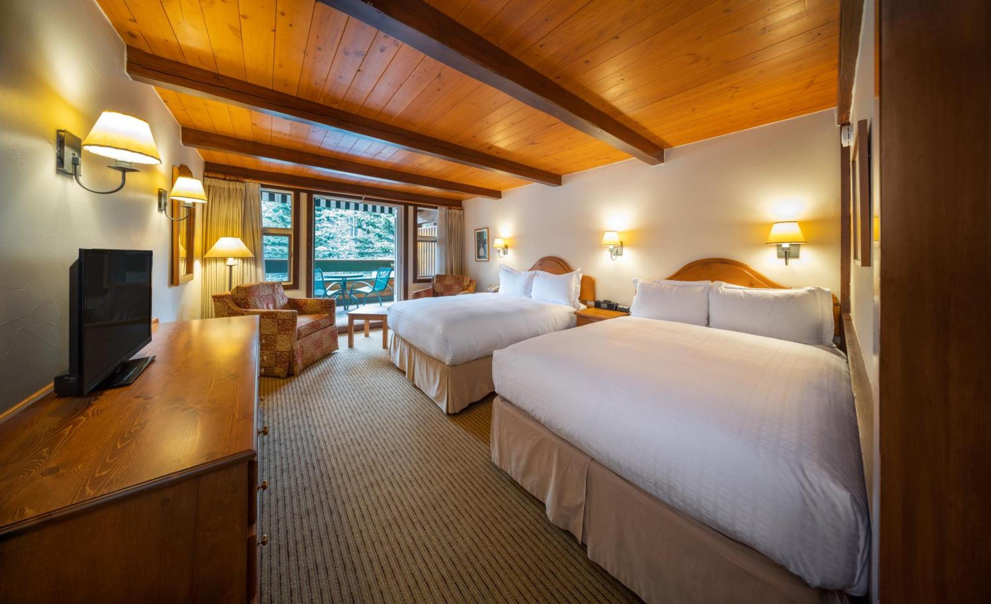 Post Hotel & Spa Lake Louise Eksteriør bilde